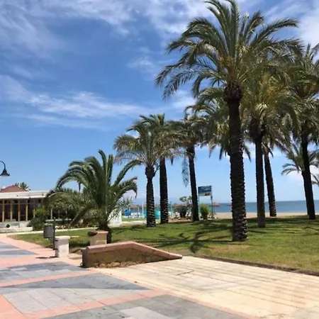 En La Carihuela Lejlighed Torremolinos
